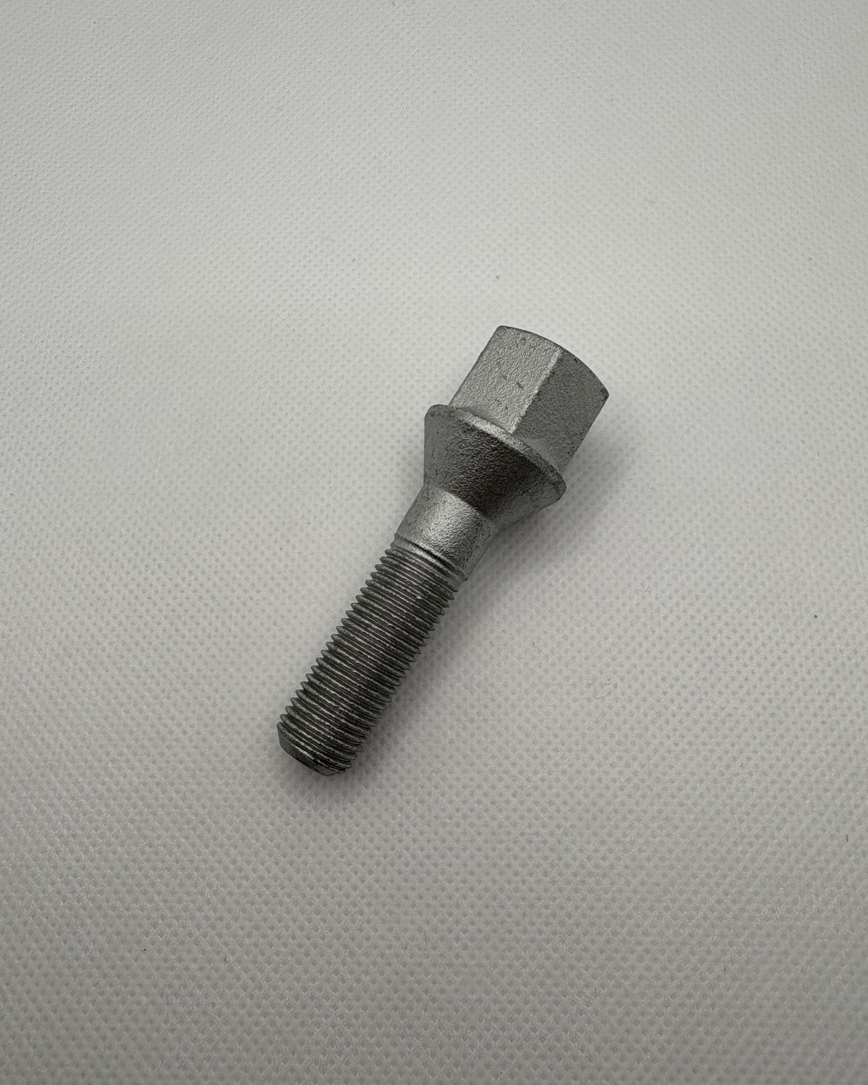 پیچ چرخ 1.25 چهار سانت (پژویی) شش پر 19